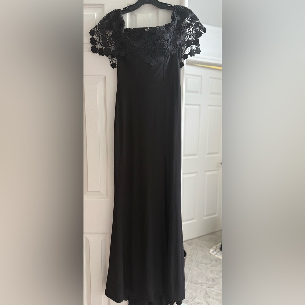 Elegant Black Women's Skirt